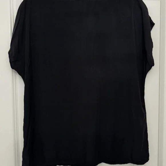 Luna Moon Boho Black Embroidered V-Neck Short Sleeve Blouse. Size M - Picture 6 of 7